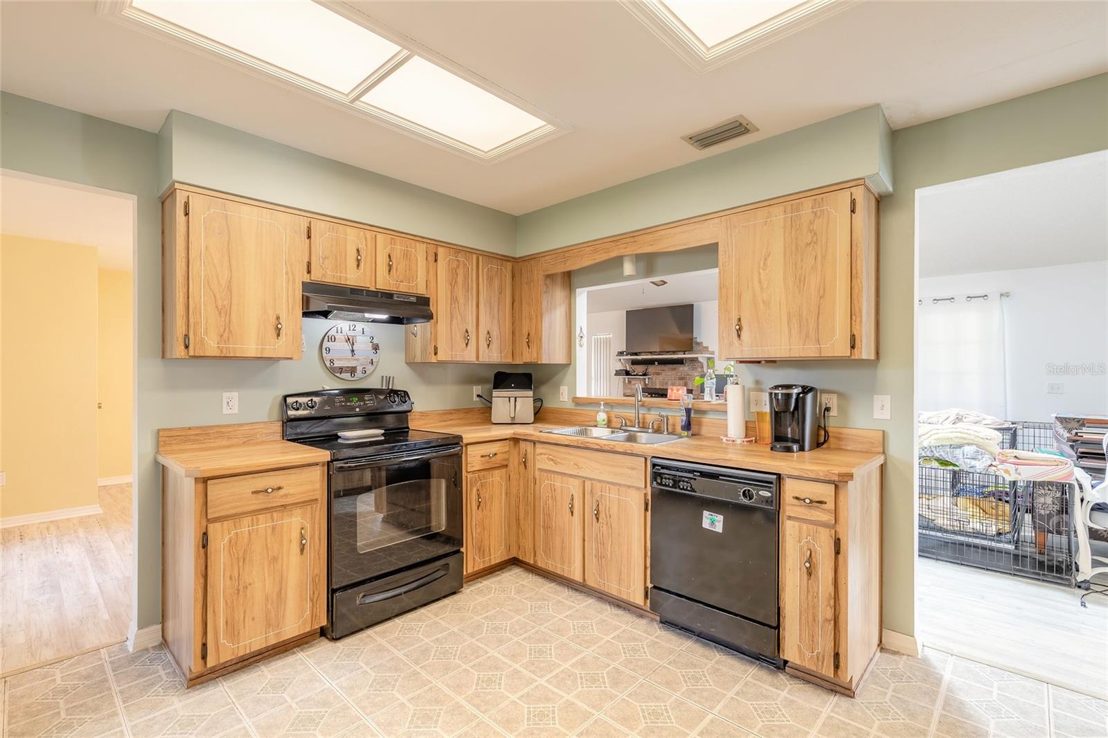 Image 16 of 35 For 5571 Mossy Oak Lane