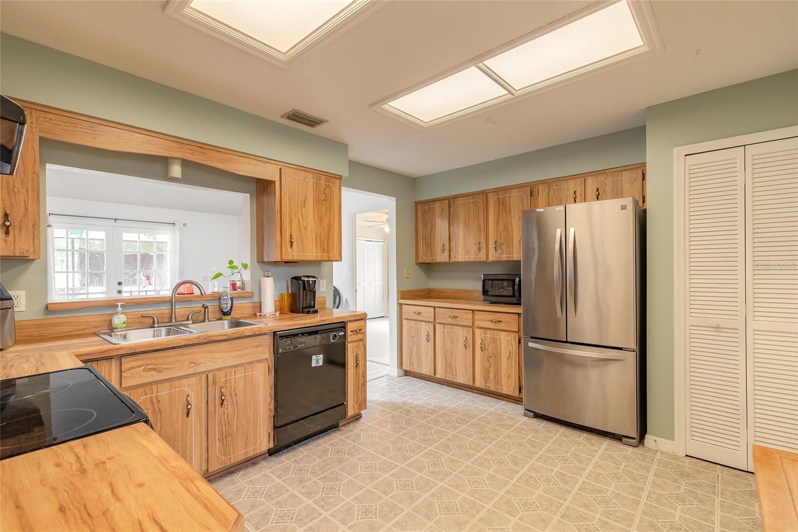 Image 4 of 35 For 5571 Mossy Oak Lane