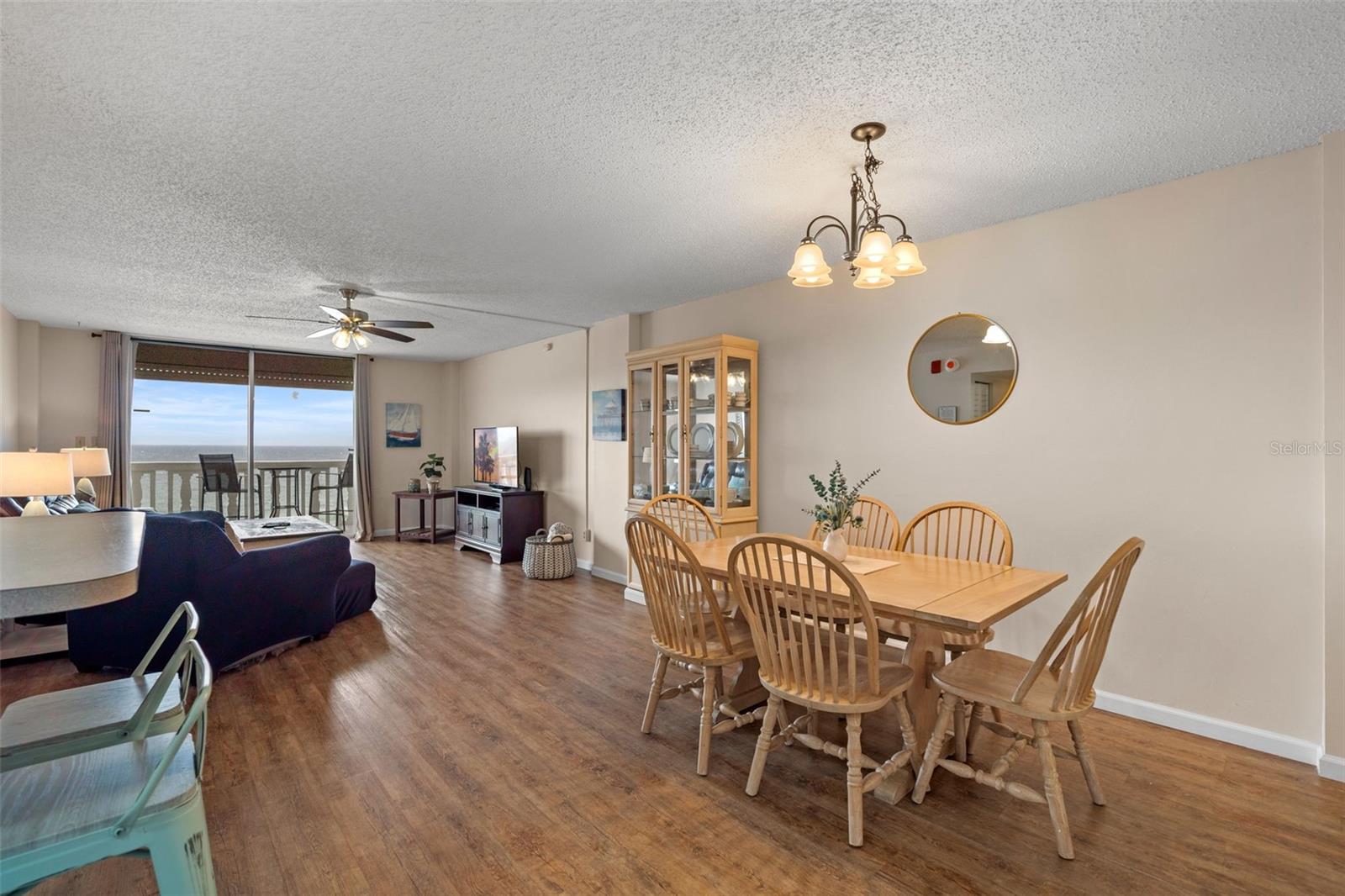 Image 12 of 53 For 1575 Ocean Shore Boulevard J050