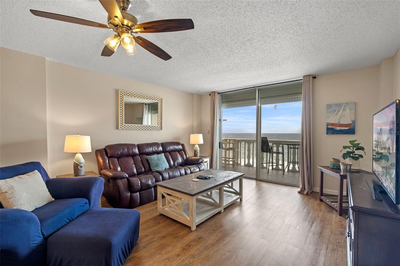 Image 13 of 53 For 1575 Ocean Shore Boulevard J050