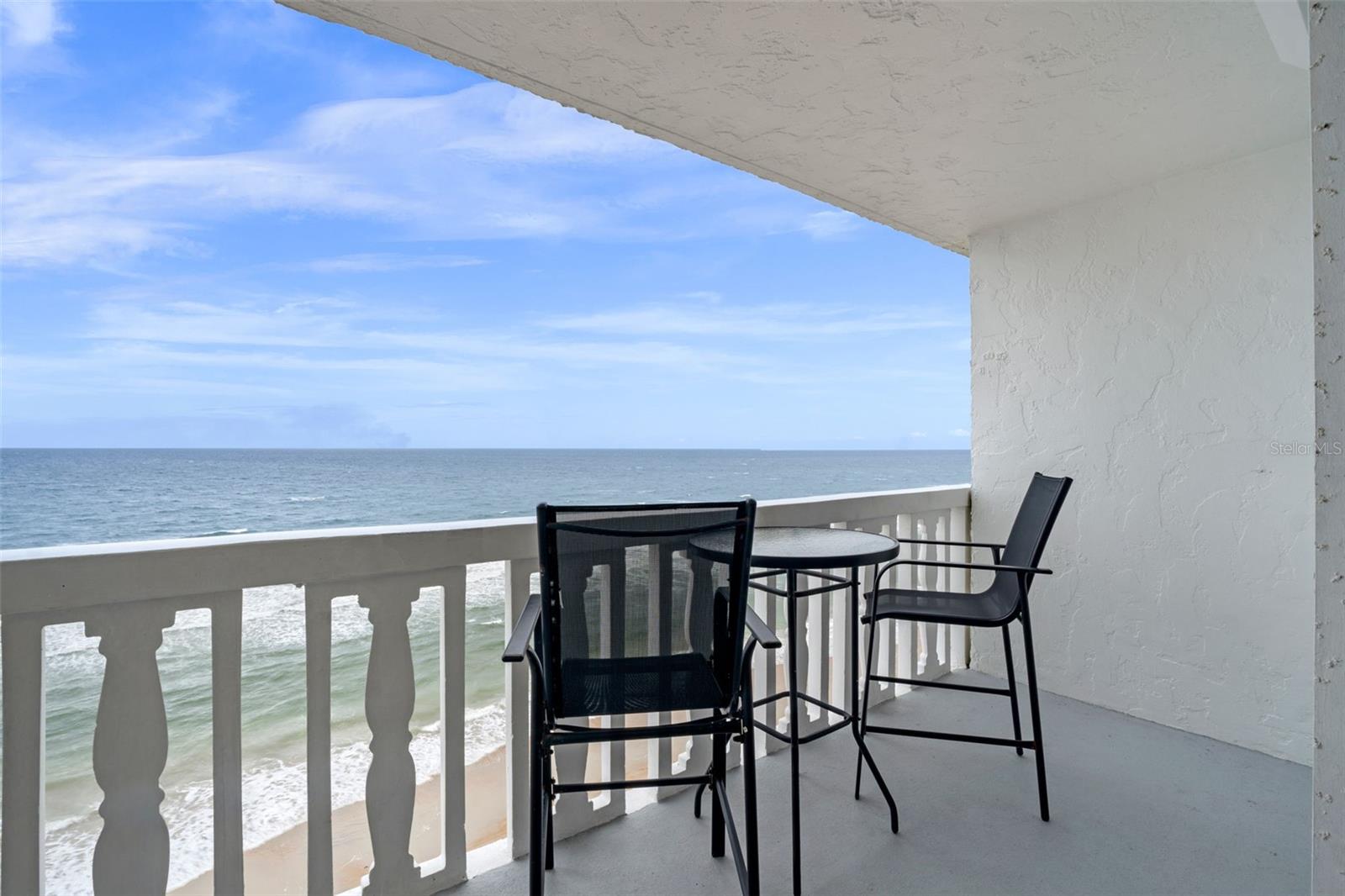 Image 33 of 53 For 1575 Ocean Shore Boulevard J050