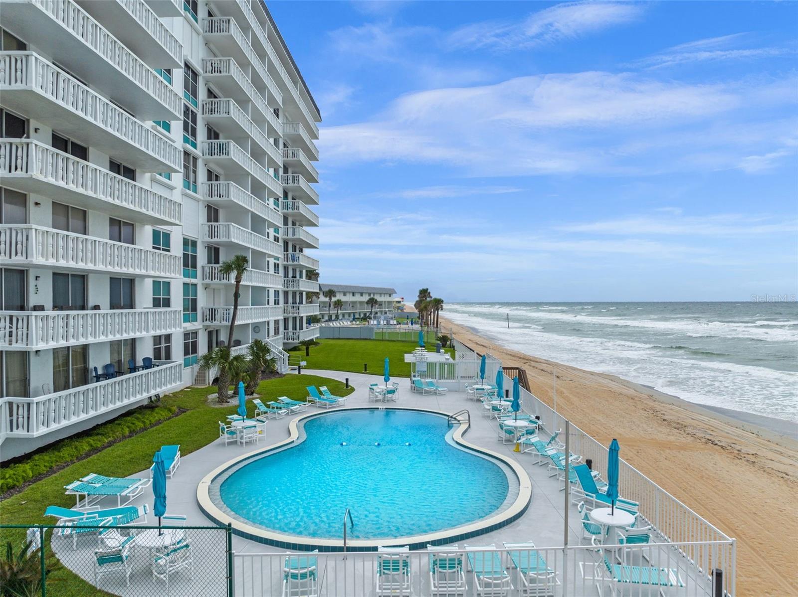 Image 39 of 53 For 1575 Ocean Shore Boulevard J050