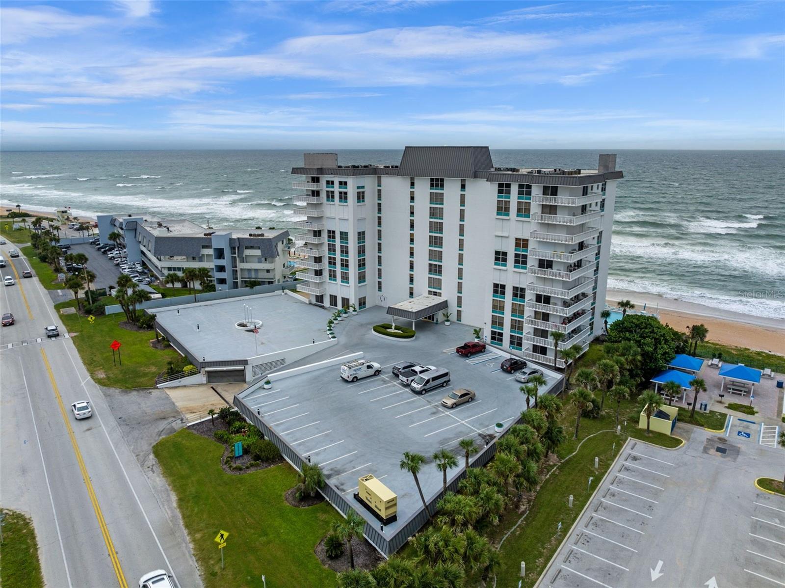 Image 43 of 53 For 1575 Ocean Shore Boulevard J050