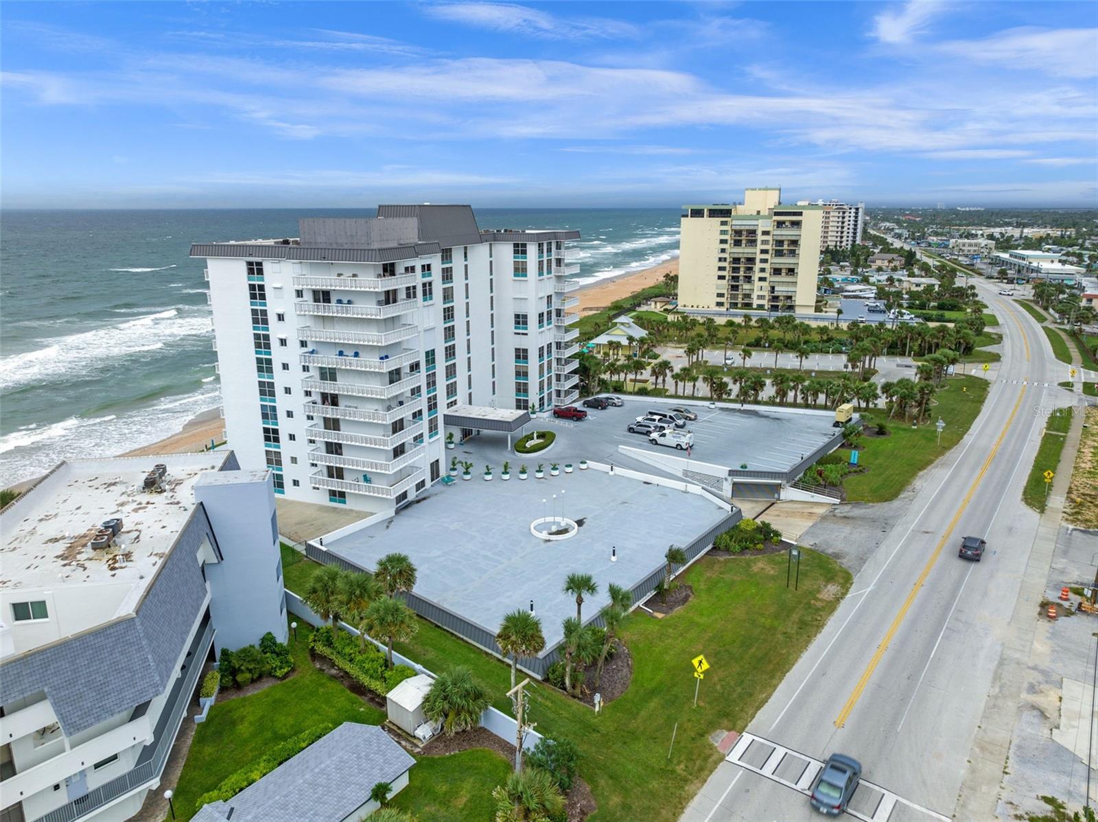 Image 44 of 53 For 1575 Ocean Shore Boulevard J050