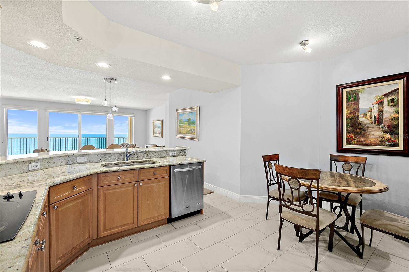 Image 16 of 46 For 2901 Atlantic Avenue 502