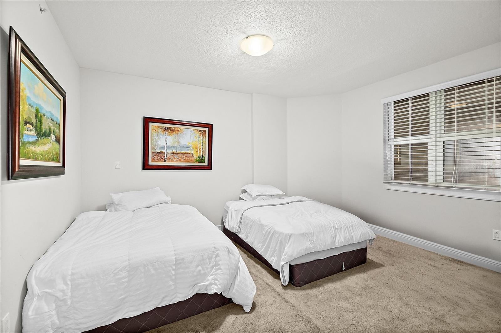Image 27 of 46 For 2901 Atlantic Avenue 502