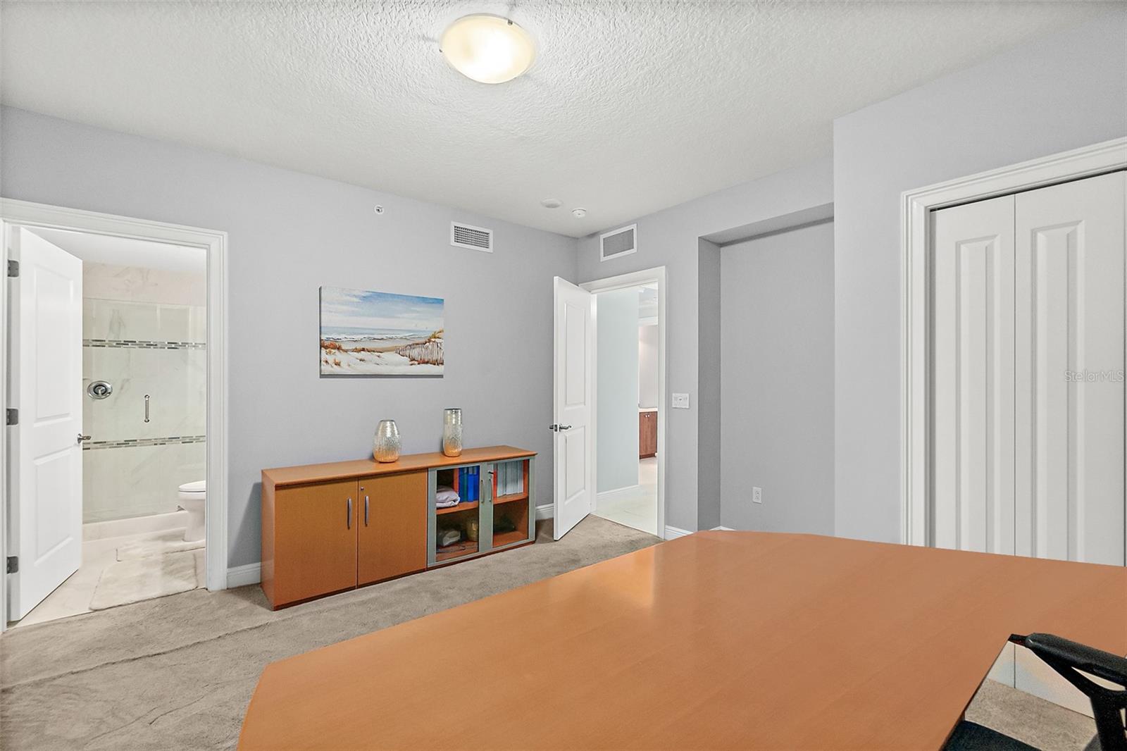 Image 30 of 46 For 2901 Atlantic Avenue 502