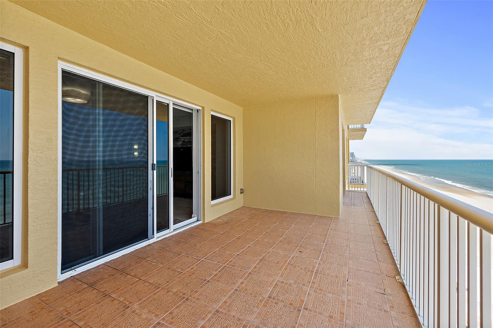 Image 6 of 46 For 2901 Atlantic Avenue 502