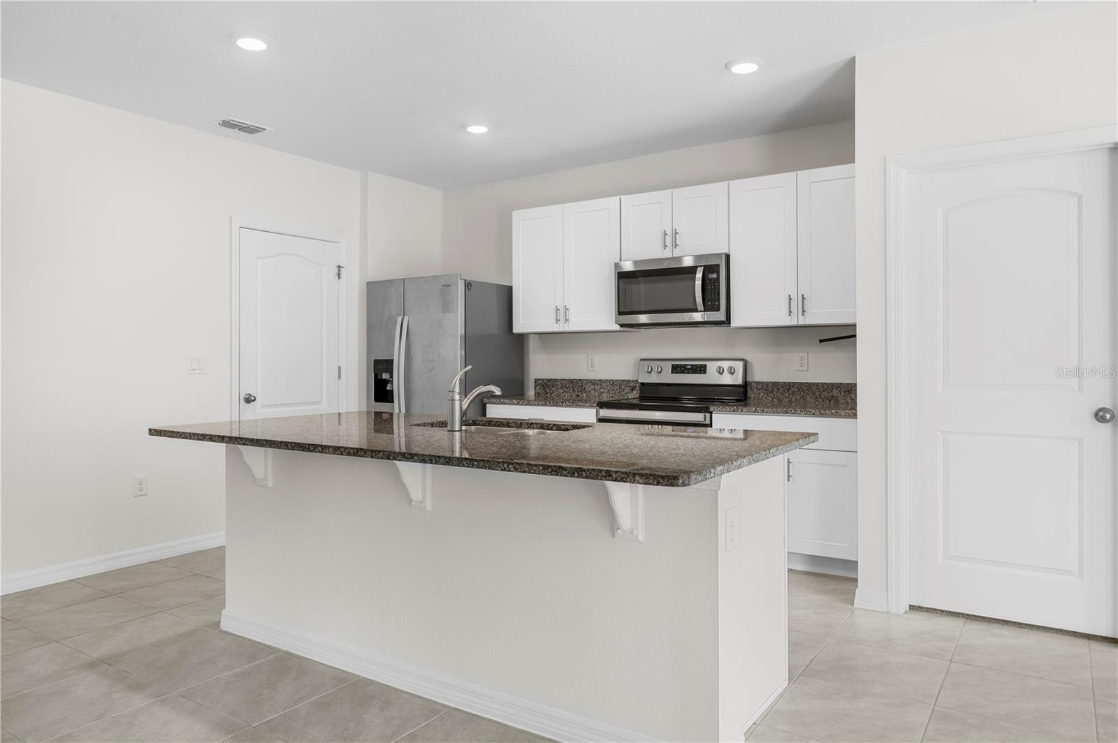 Image 6 of 33 For 114 Birch Tree Place