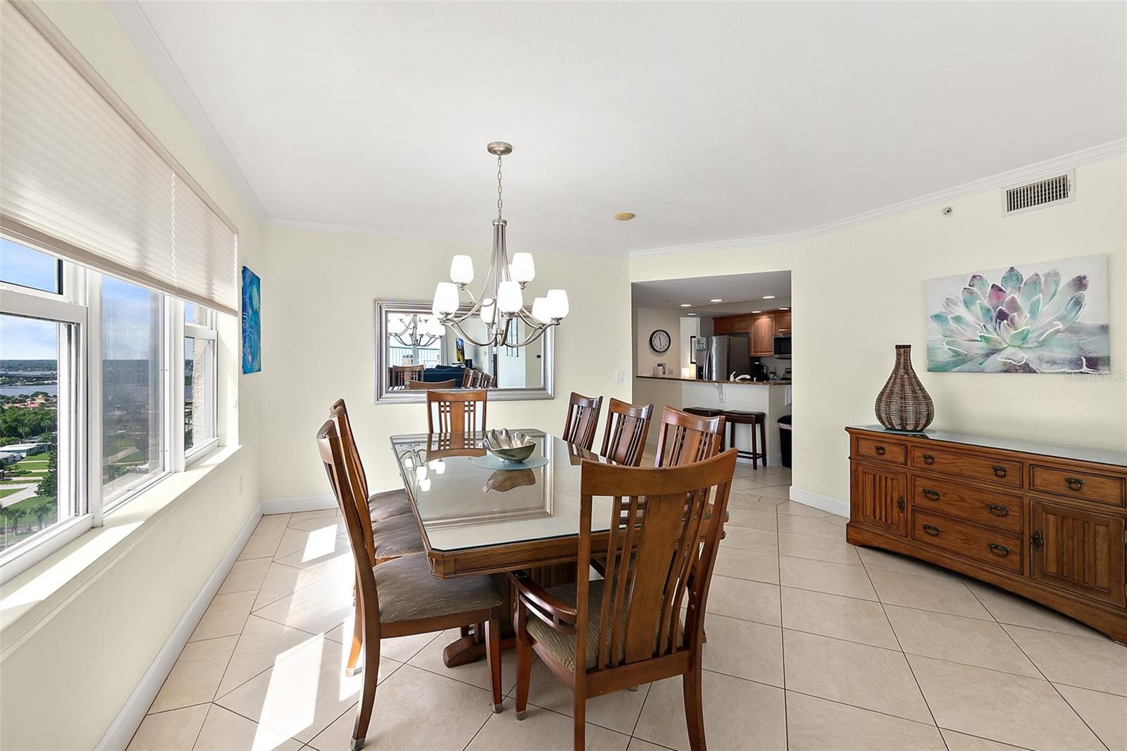Image 11 of 64 For 3315 Atlantic Avenue 1108