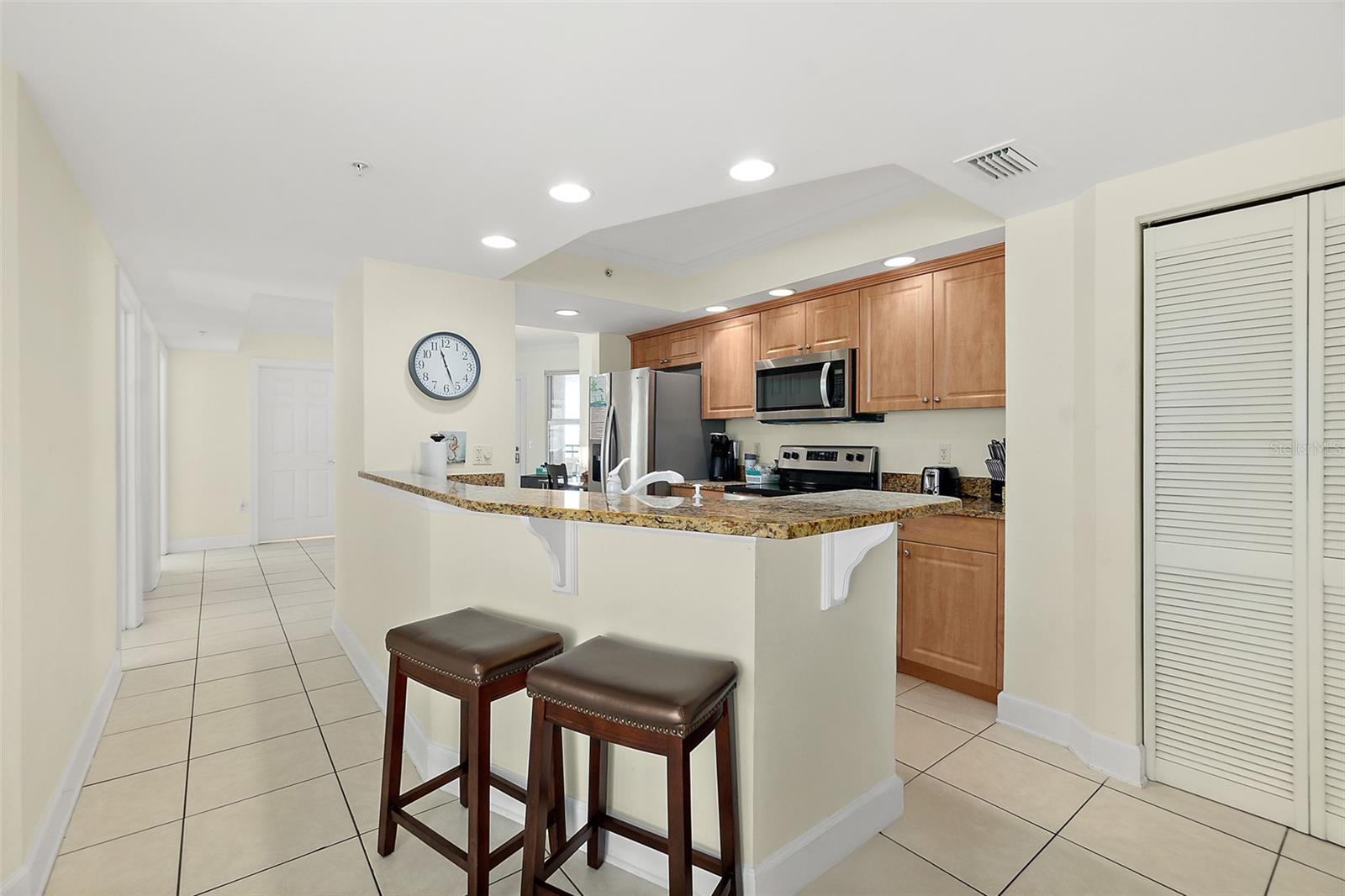Image 12 of 64 For 3315 Atlantic Avenue 1108