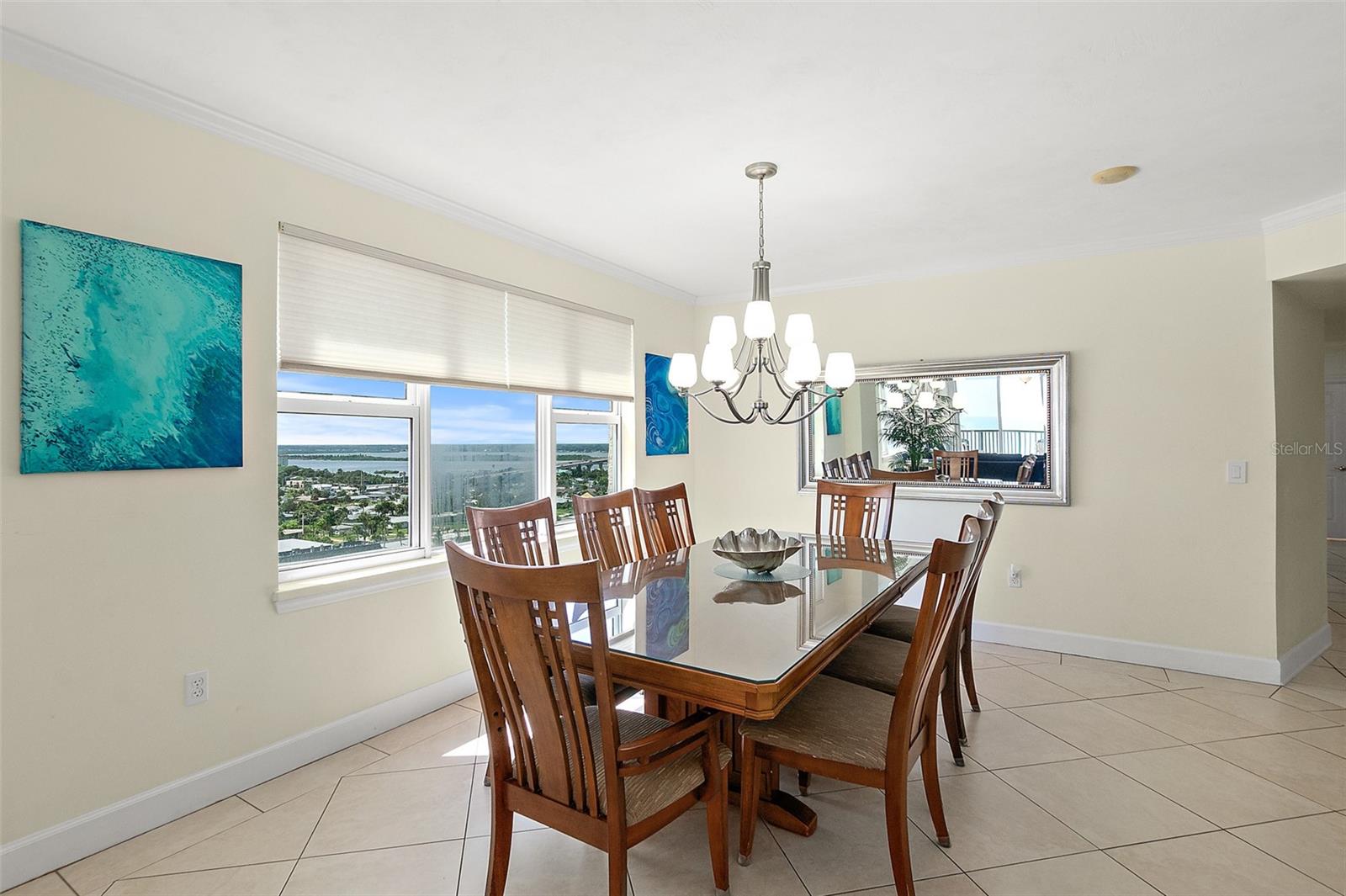 Image 8 of 64 For 3315 Atlantic Avenue 1108