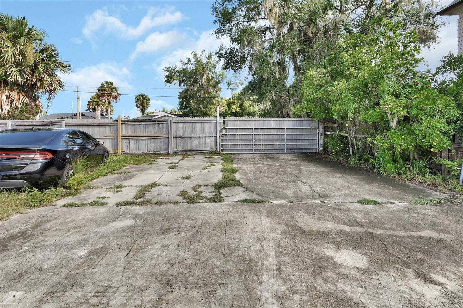 Image 22 of 35 For 309 Florida Avenue