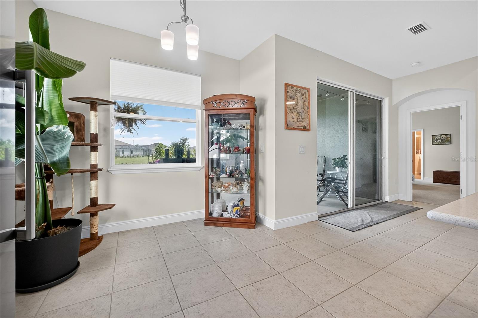 Image 15 of 58 For 4398 Lago Vista Drive