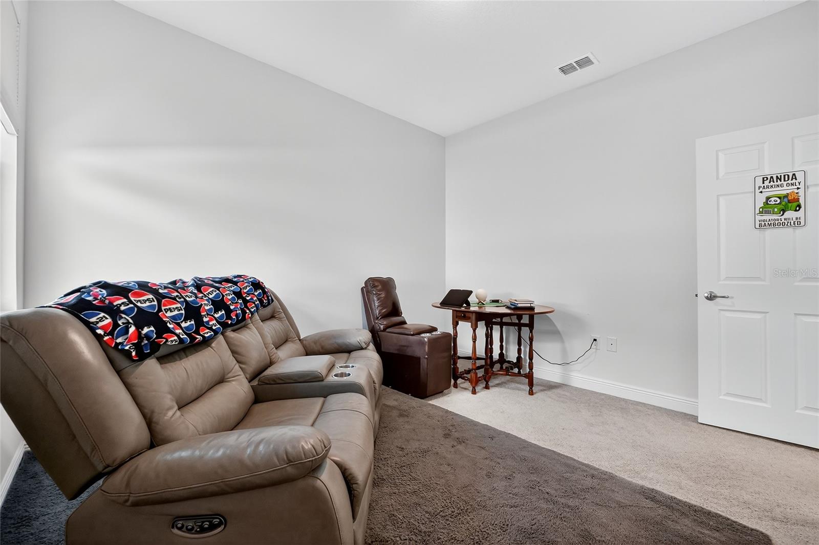 Image 29 of 58 For 4398 Lago Vista Drive