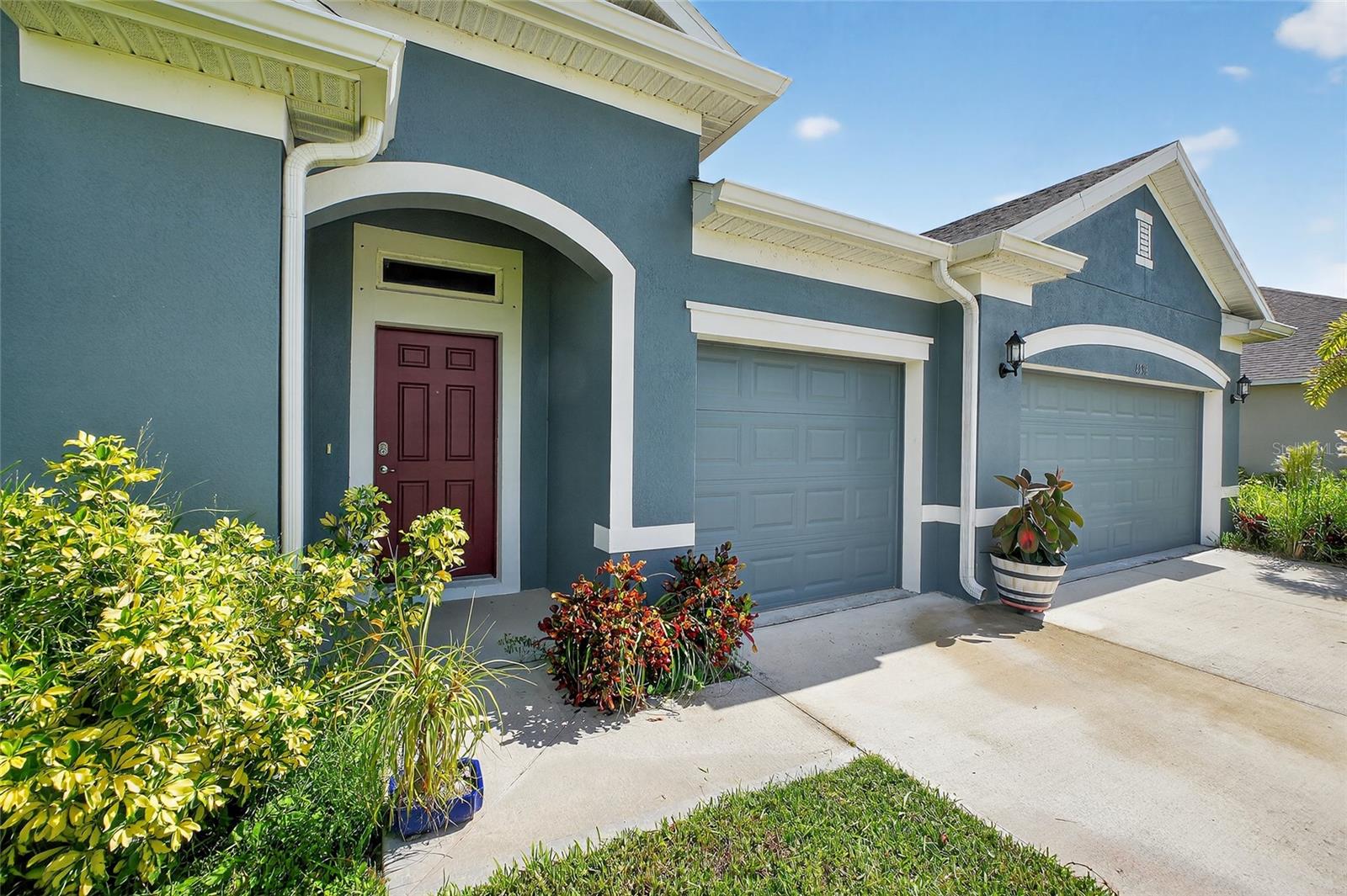 Image 3 of 58 For 4398 Lago Vista Drive