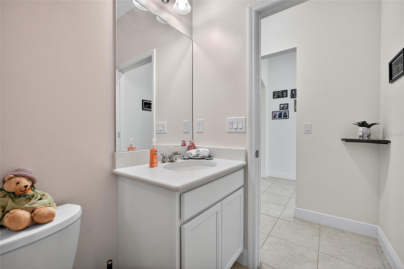 Image 33 of 58 For 4398 Lago Vista Drive