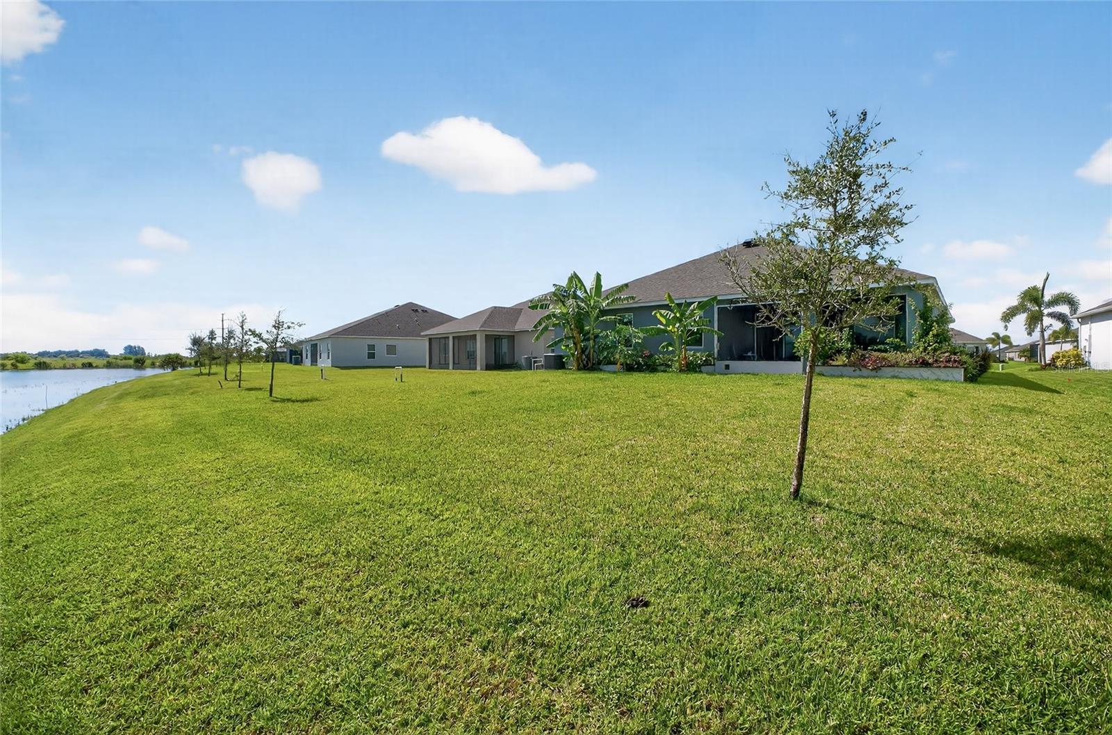 Image 42 of 58 For 4398 Lago Vista Drive