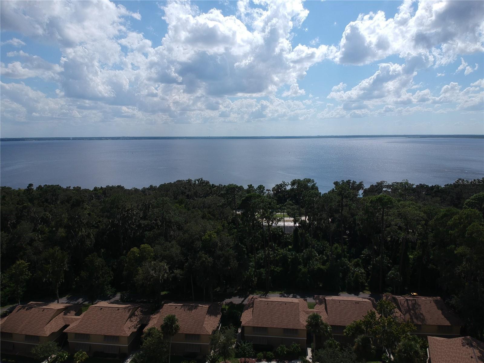 Image 36 of 38 For 120 Hibiscus Woods Court 1d