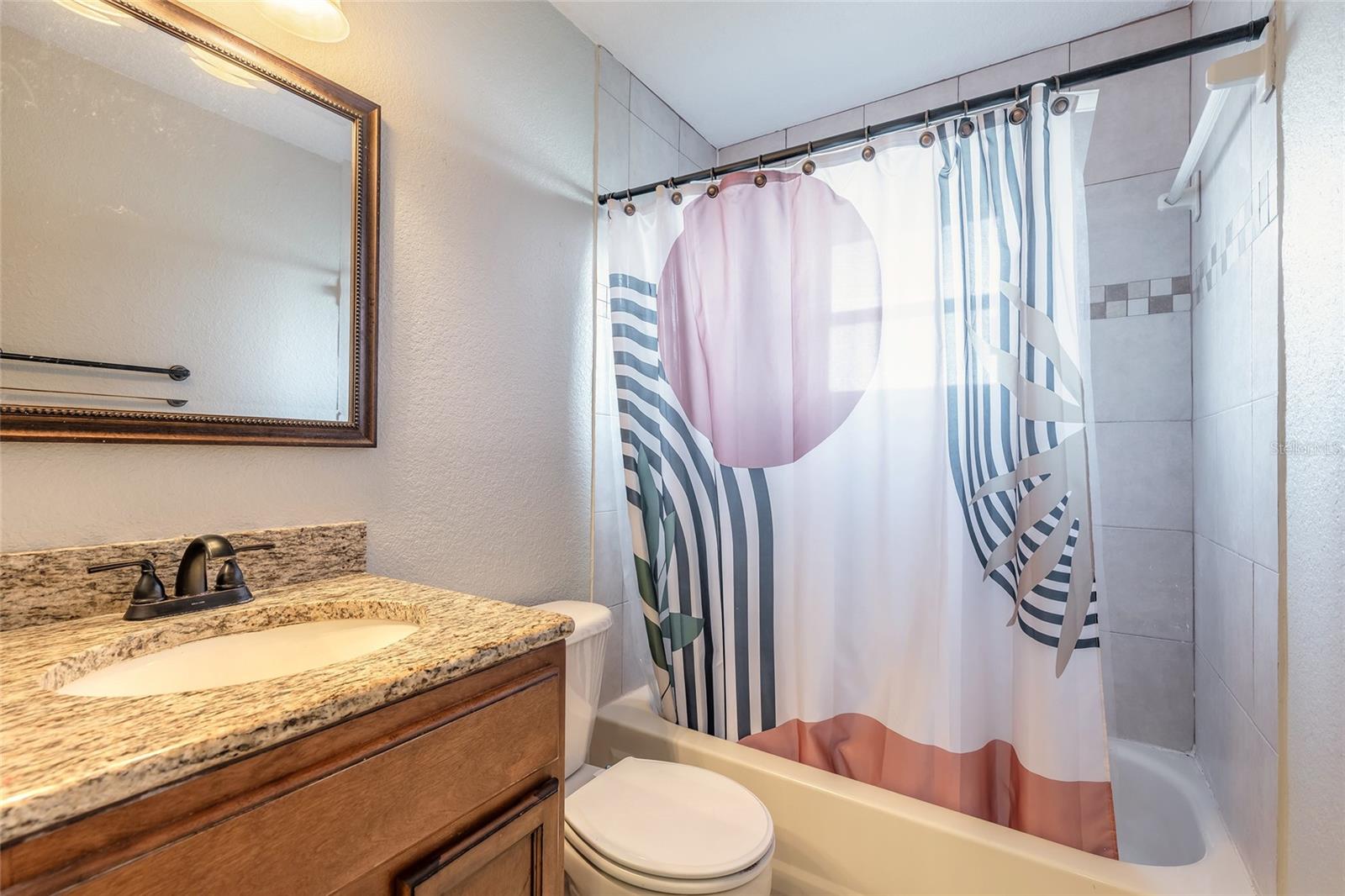 Image 22 of 51 For 1599 Courtland Boulevard