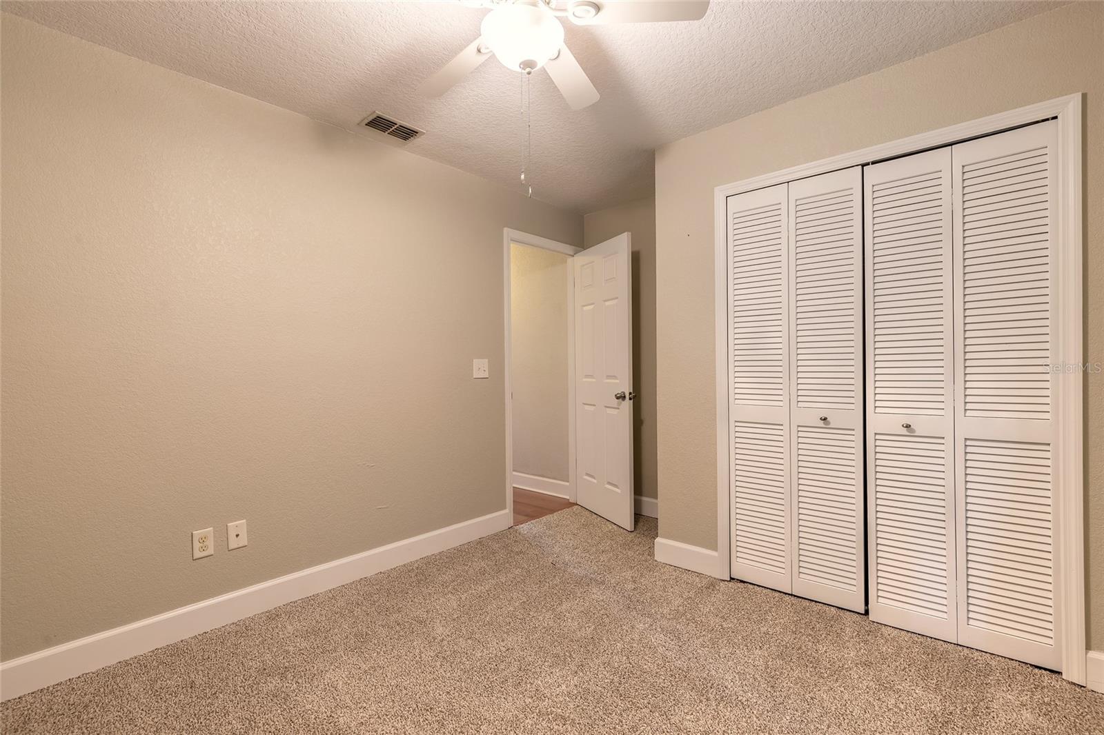 Image 24 of 51 For 1599 Courtland Boulevard