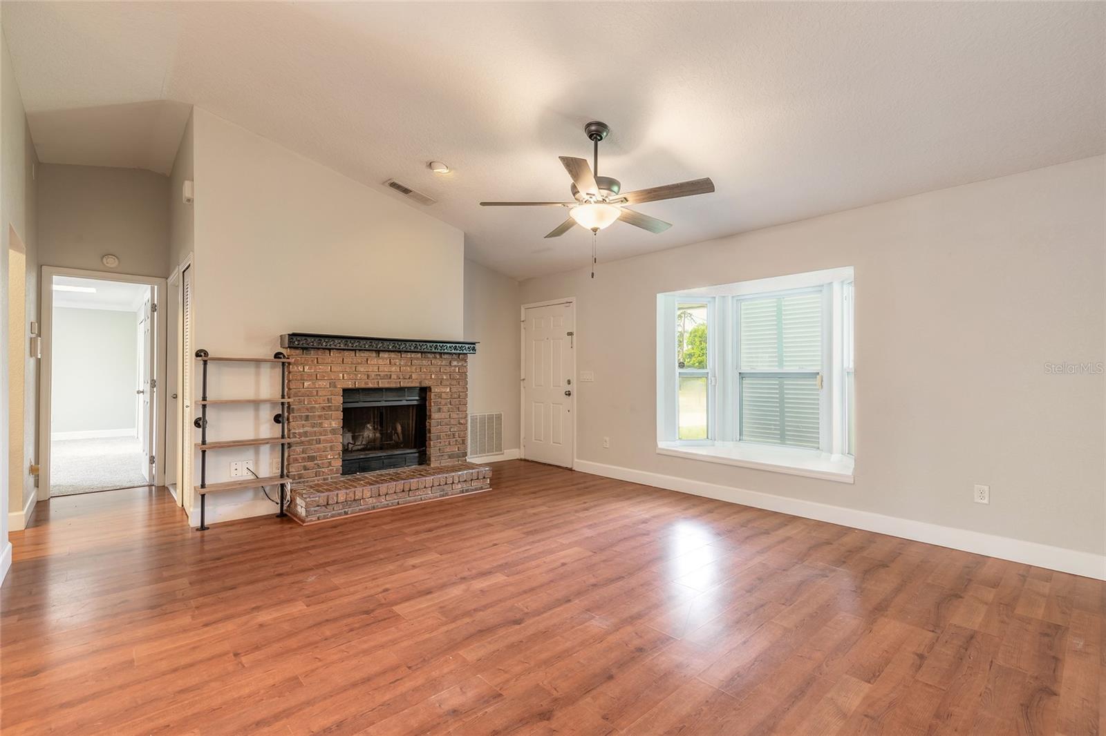 Image 8 of 51 For 1599 Courtland Boulevard
