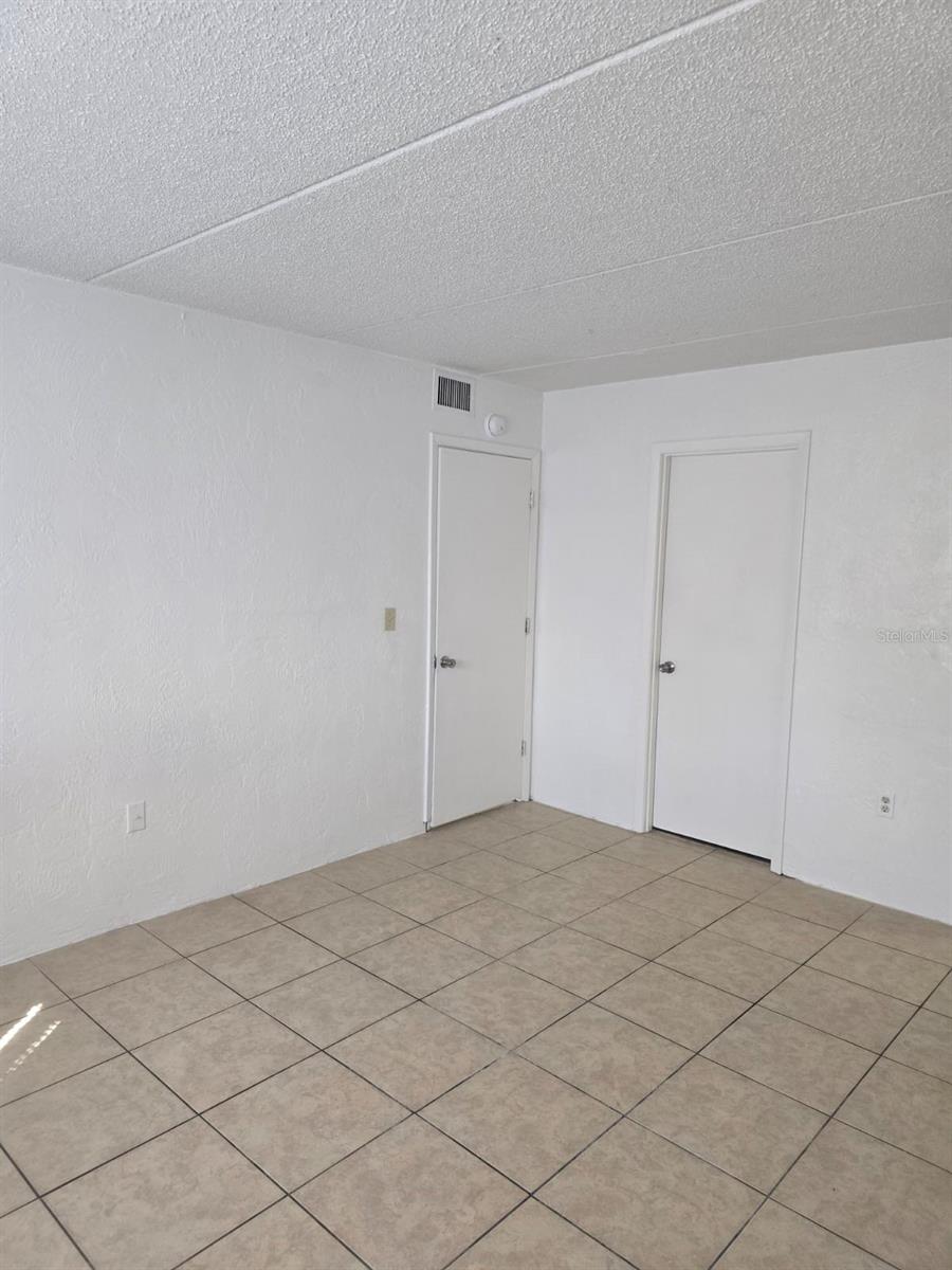 Image 12 of 19 For 1216 Kennedy Road 13