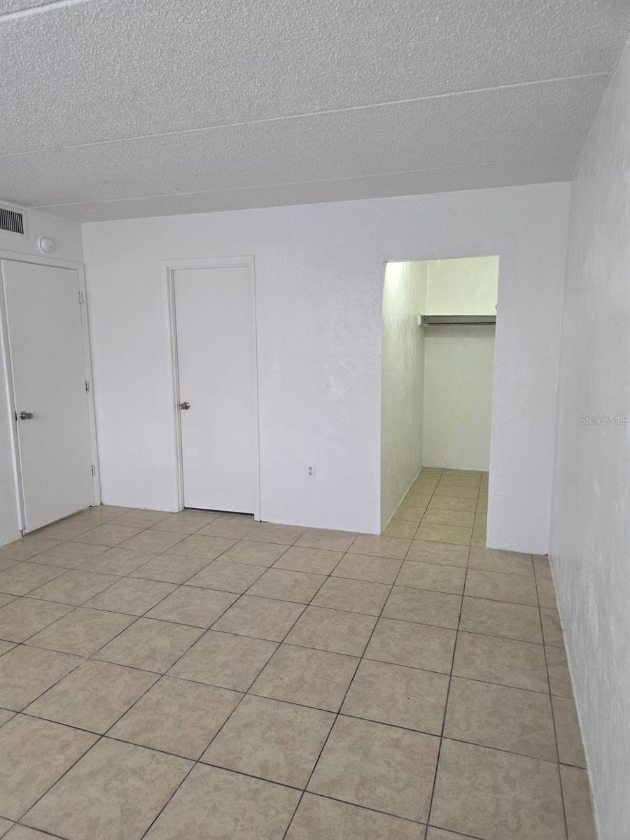 Image 13 of 19 For 1216 Kennedy Road 13