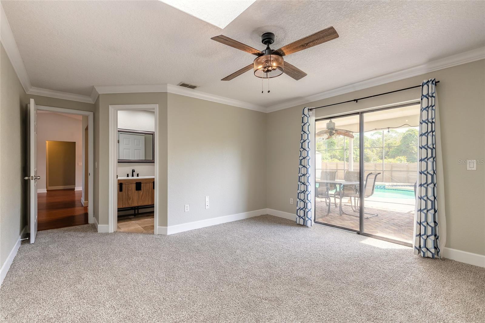 Image 25 of 49 For 1599 Courtland Boulevard