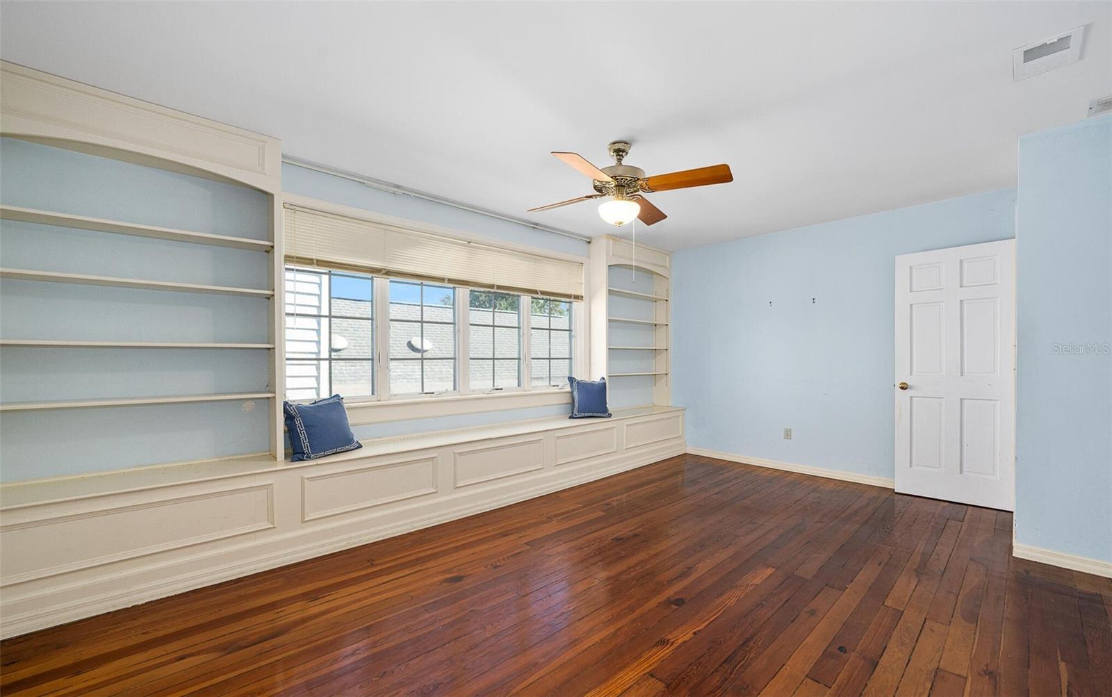 Image 20 of 55 For 307 John Anderson Drive