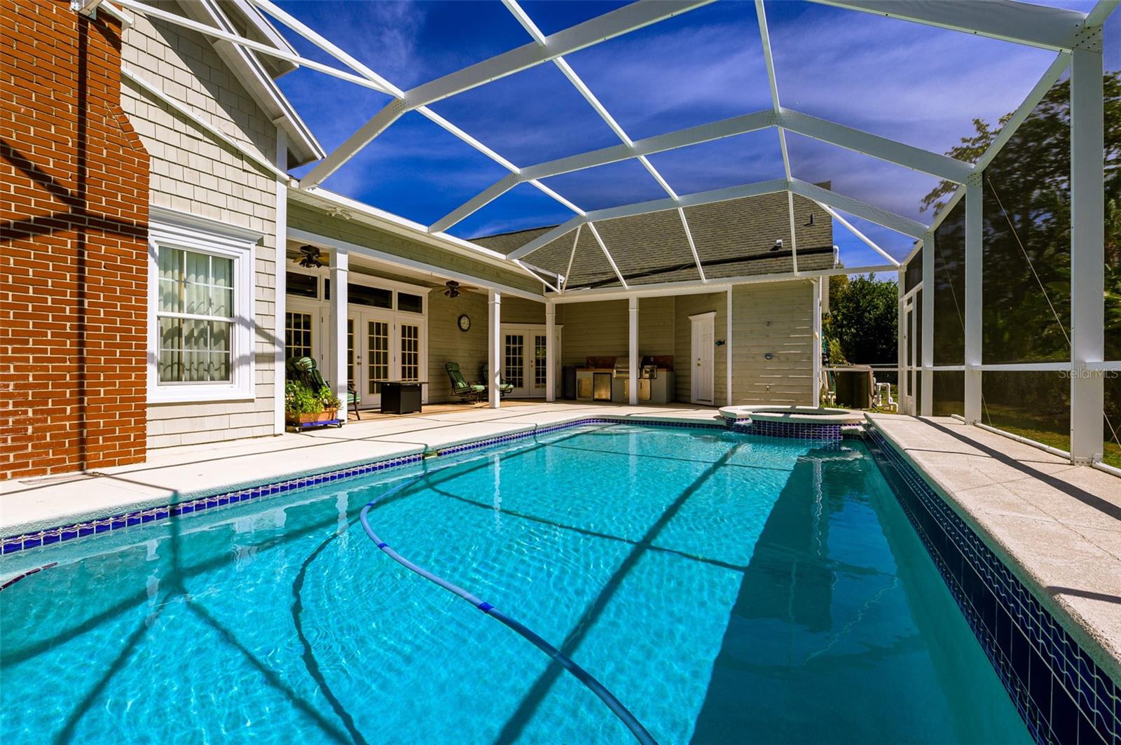 Image 3 of 55 For 307 John Anderson Drive