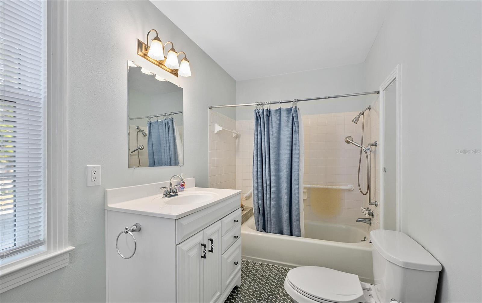 Image 31 of 55 For 307 John Anderson Drive