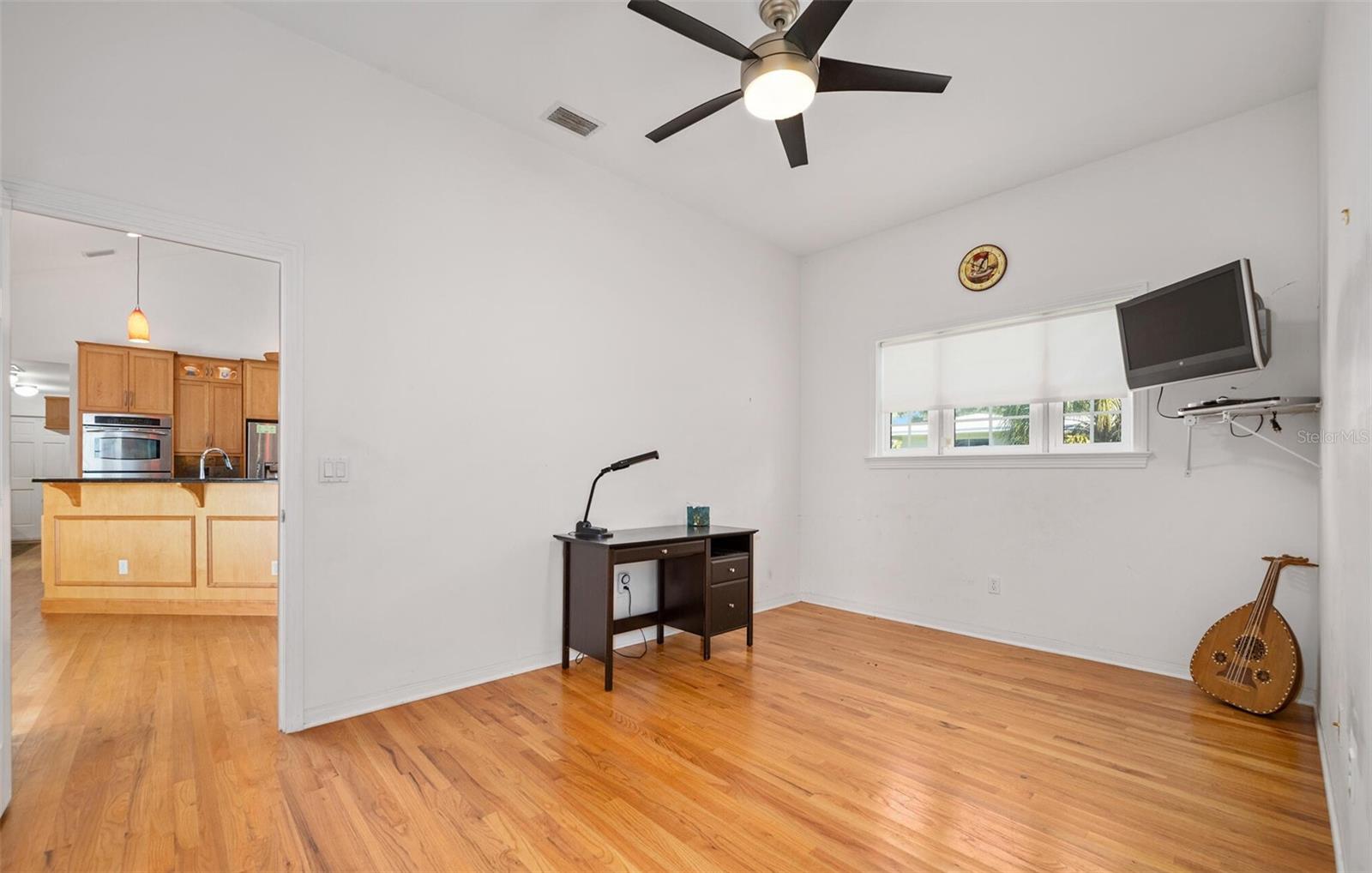 Image 34 of 55 For 307 John Anderson Drive