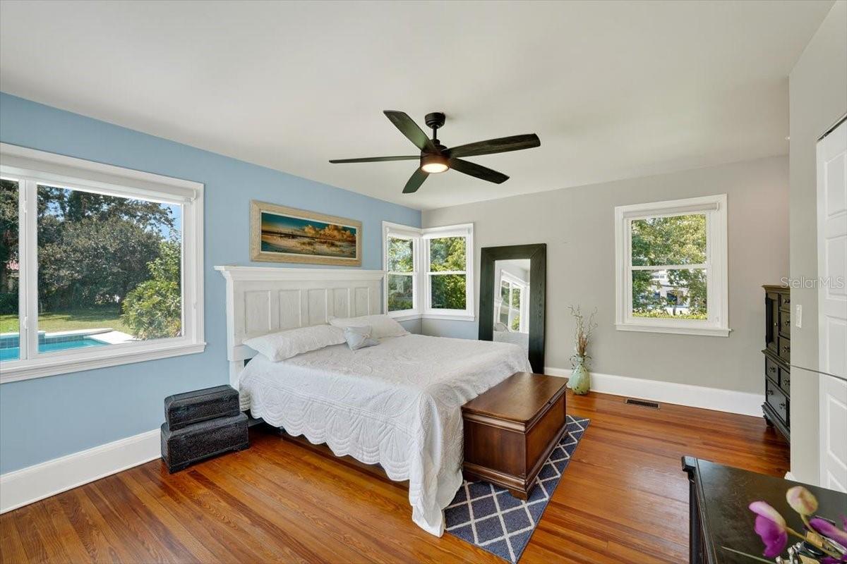 Image 39 of 63 For 1215 Peninsula Drive