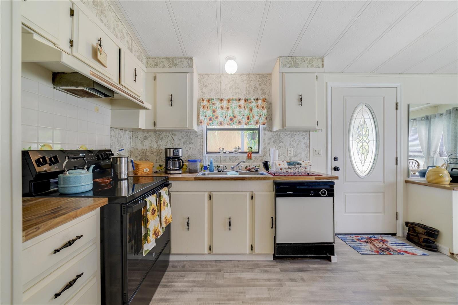 Image 8 of 16 For 44651 Twilight Trail