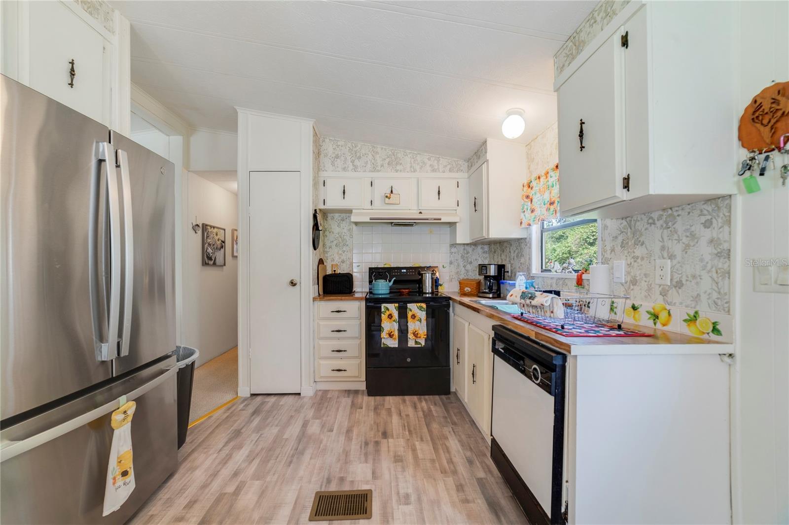 Image 9 of 16 For 44651 Twilight Trail