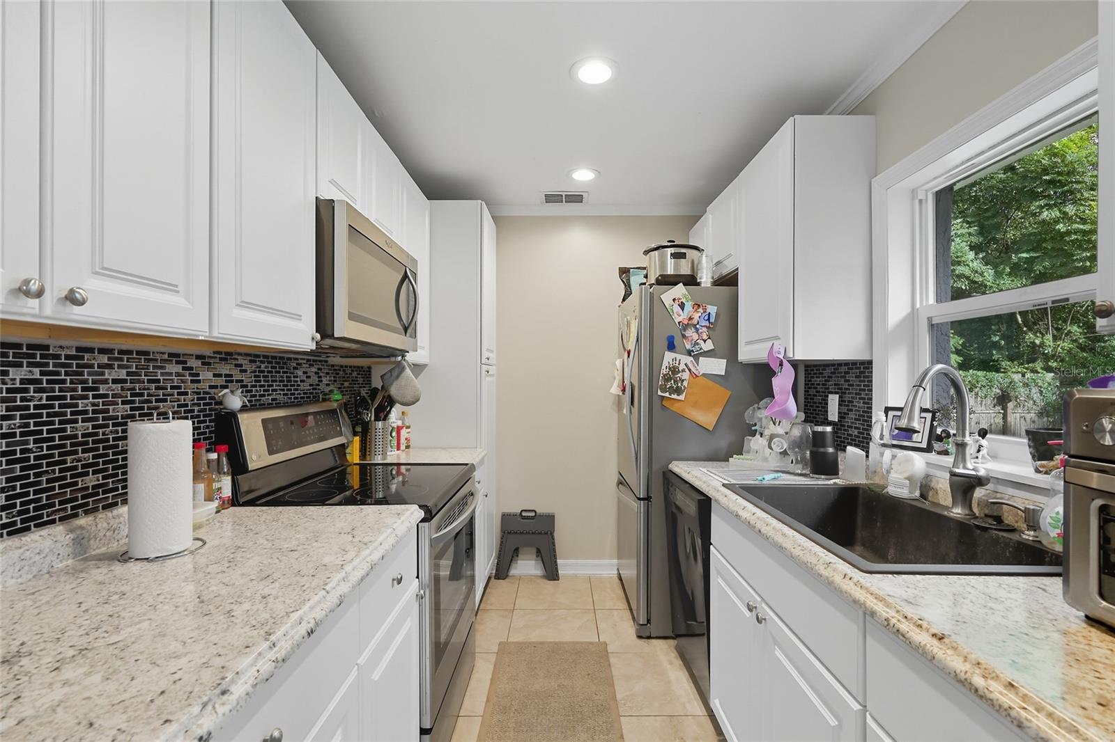 Image 5 of 21 For 9 Granada Road