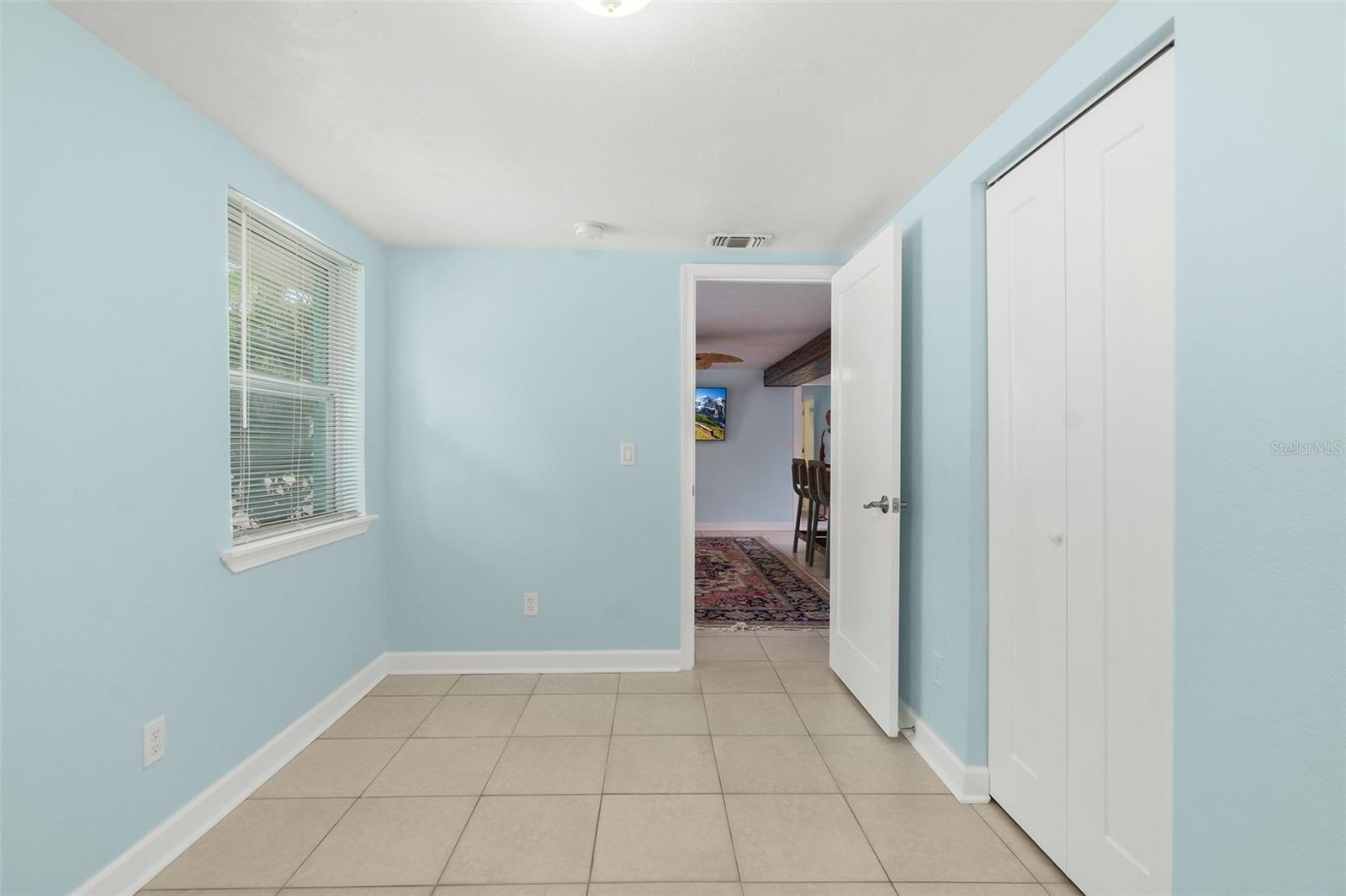Image 17 of 33 For 700 Herbert Street
