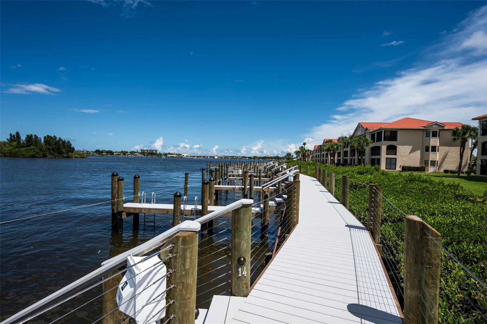 Image 10 of 51 For 462 Bouchelle Drive 104