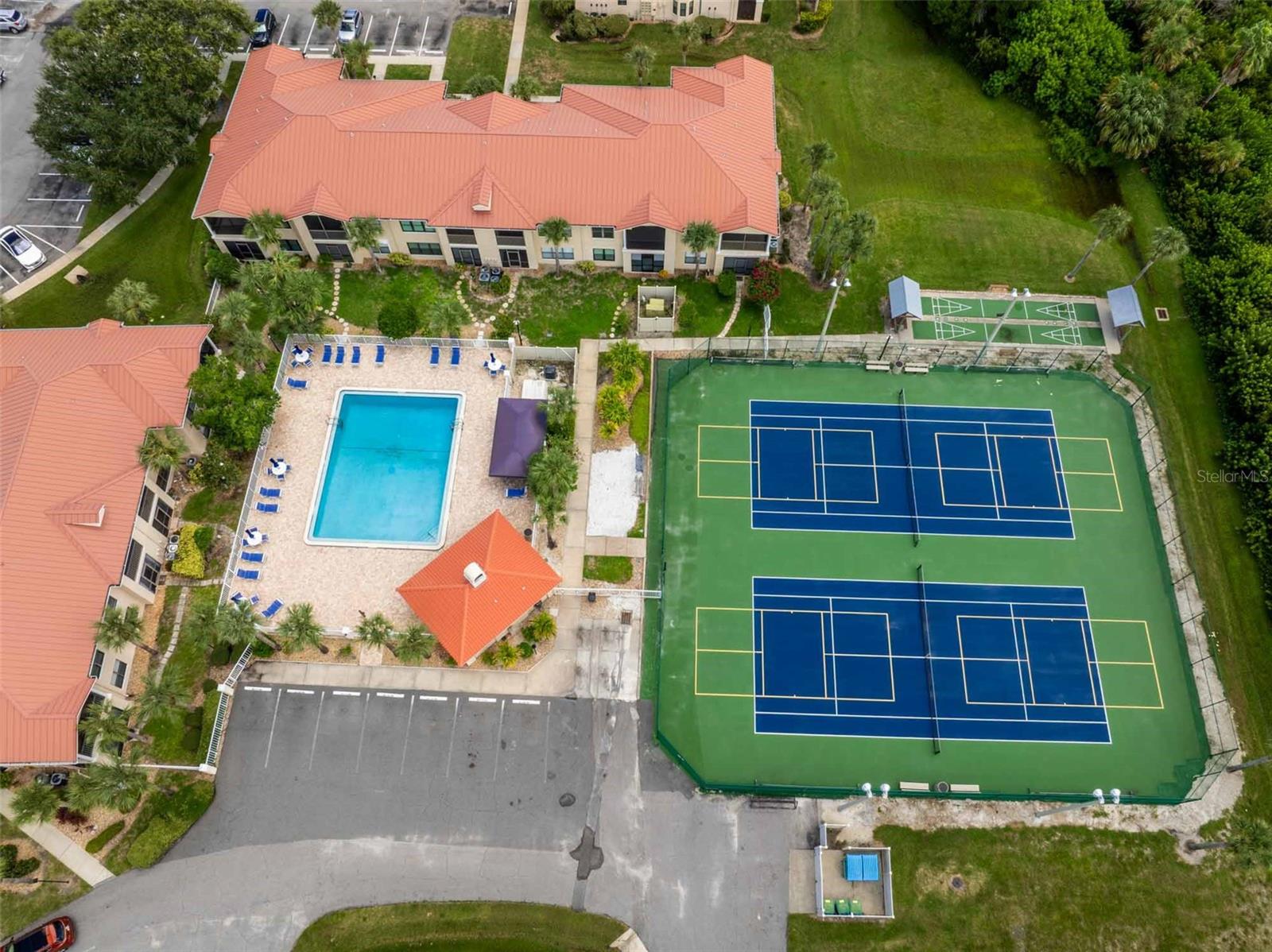 Image 12 of 51 For 462 Bouchelle Drive 104