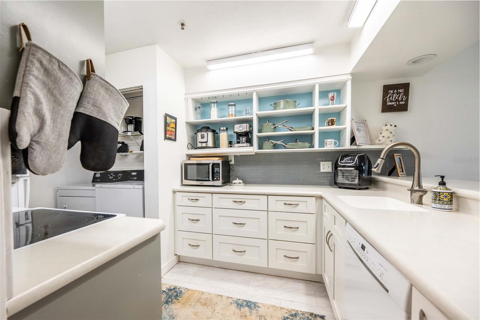 Image 27 of 51 For 462 Bouchelle Drive 104