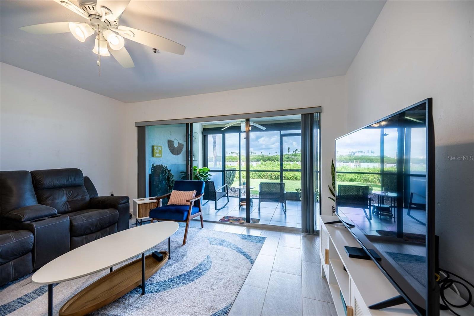 Image 36 of 51 For 462 Bouchelle Drive 104