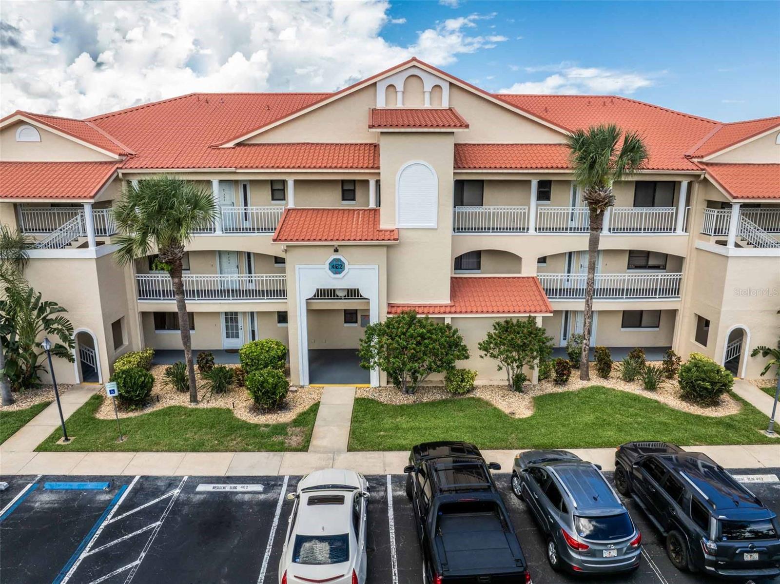 Image 4 of 51 For 462 Bouchelle Drive 104