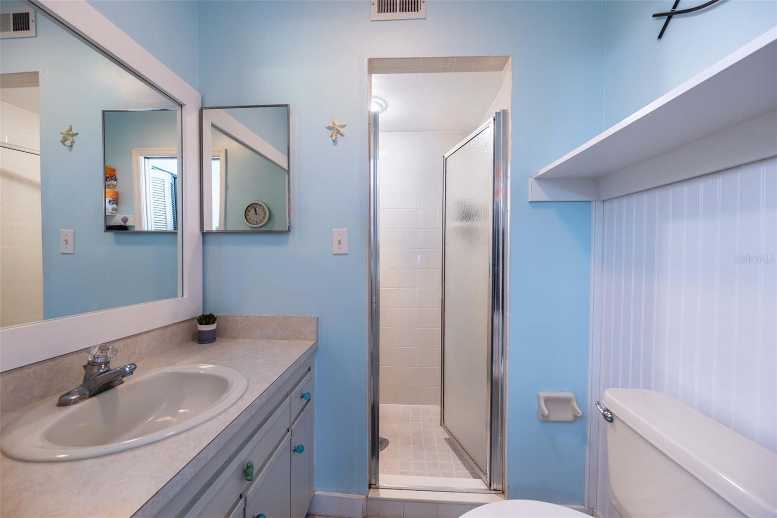 Image 40 of 51 For 462 Bouchelle Drive 104