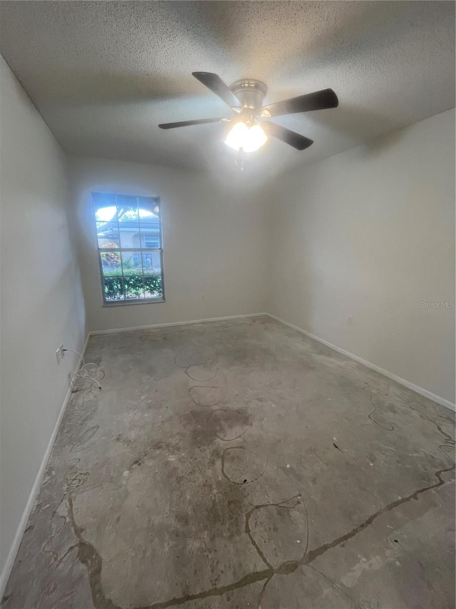 Image 2 of 6 For 527 Etna Court 103