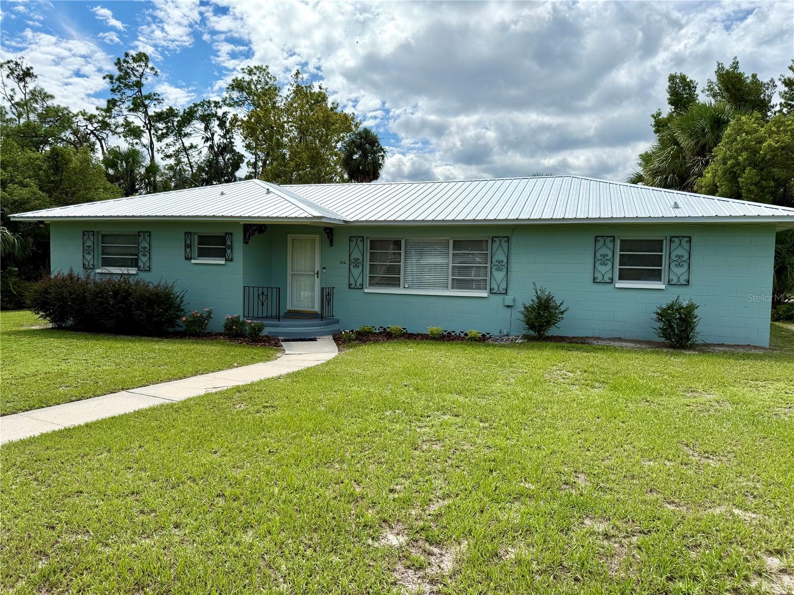 Image 4 of 41 For 312 Orleans Avenue