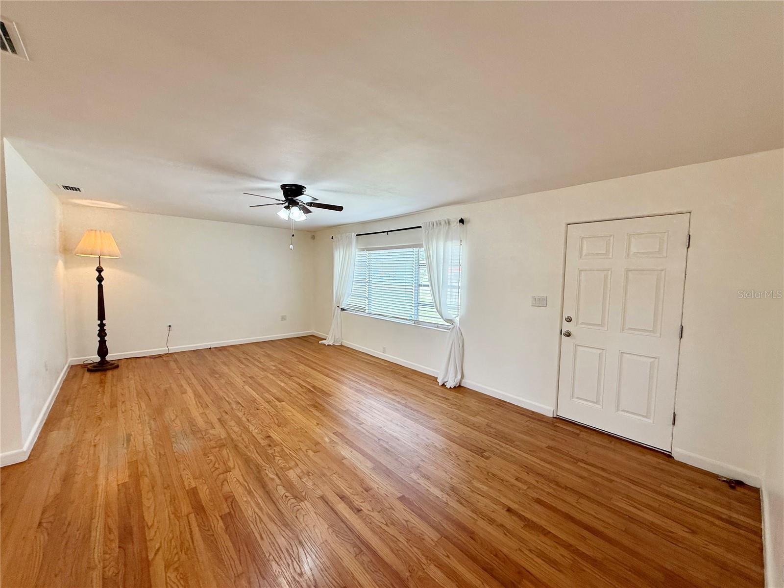 Image 9 of 41 For 312 Orleans Avenue