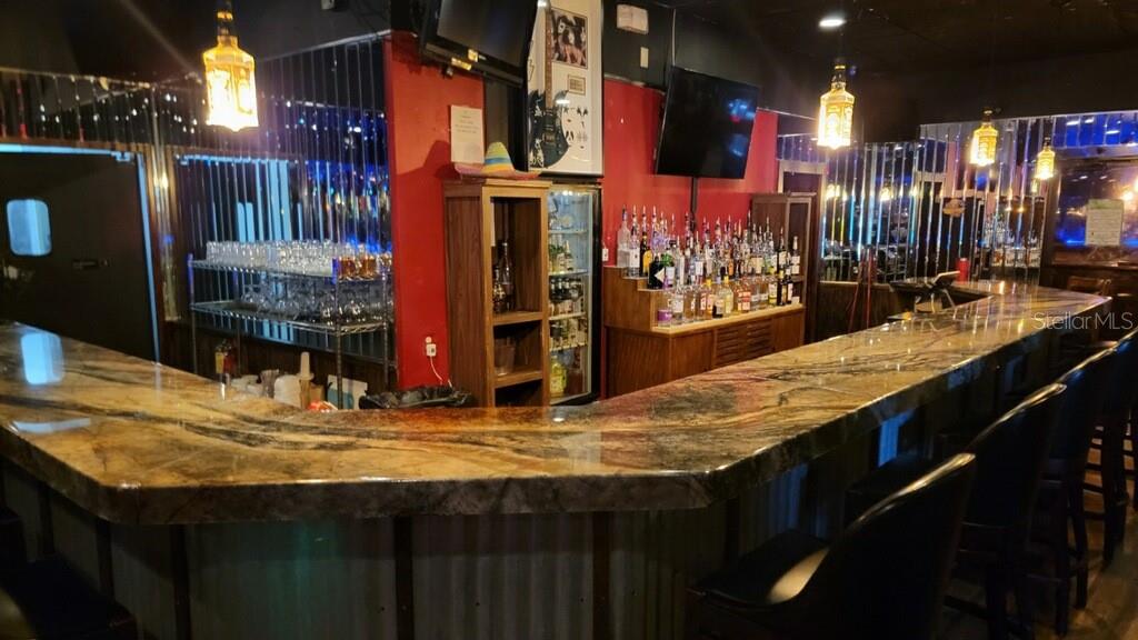 Image 9 of 10 For 8556 Park Boulevard