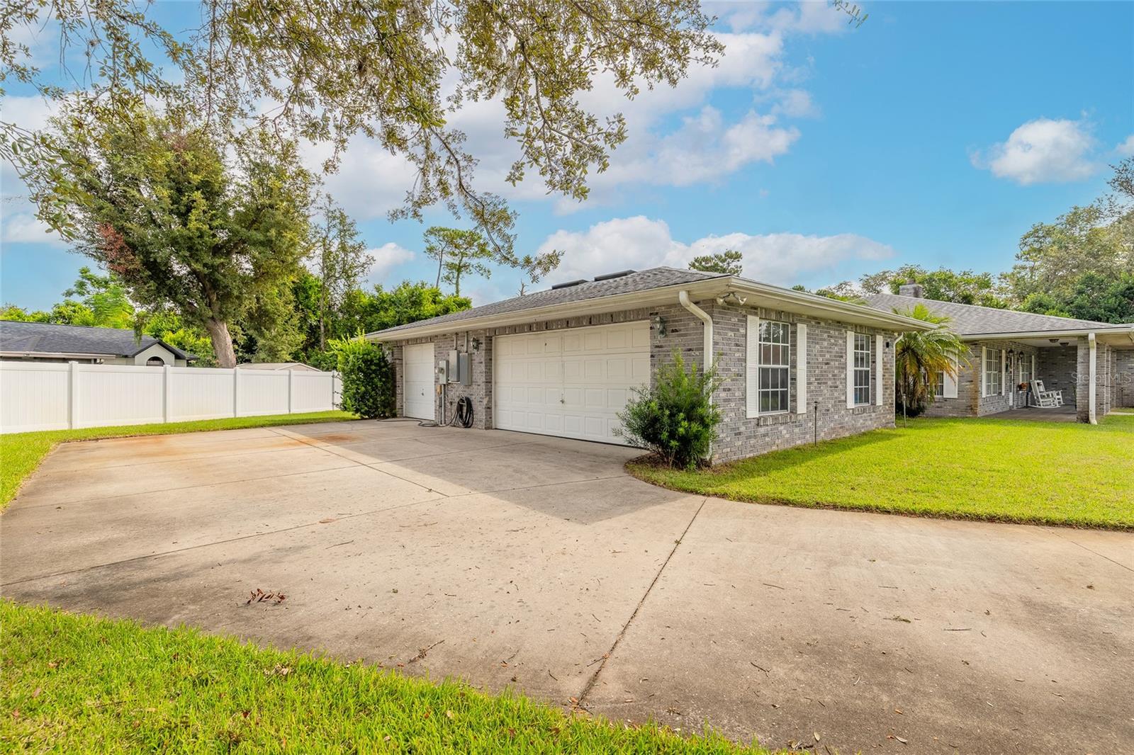 Image 9 of 69 For 1086 Platinum Court