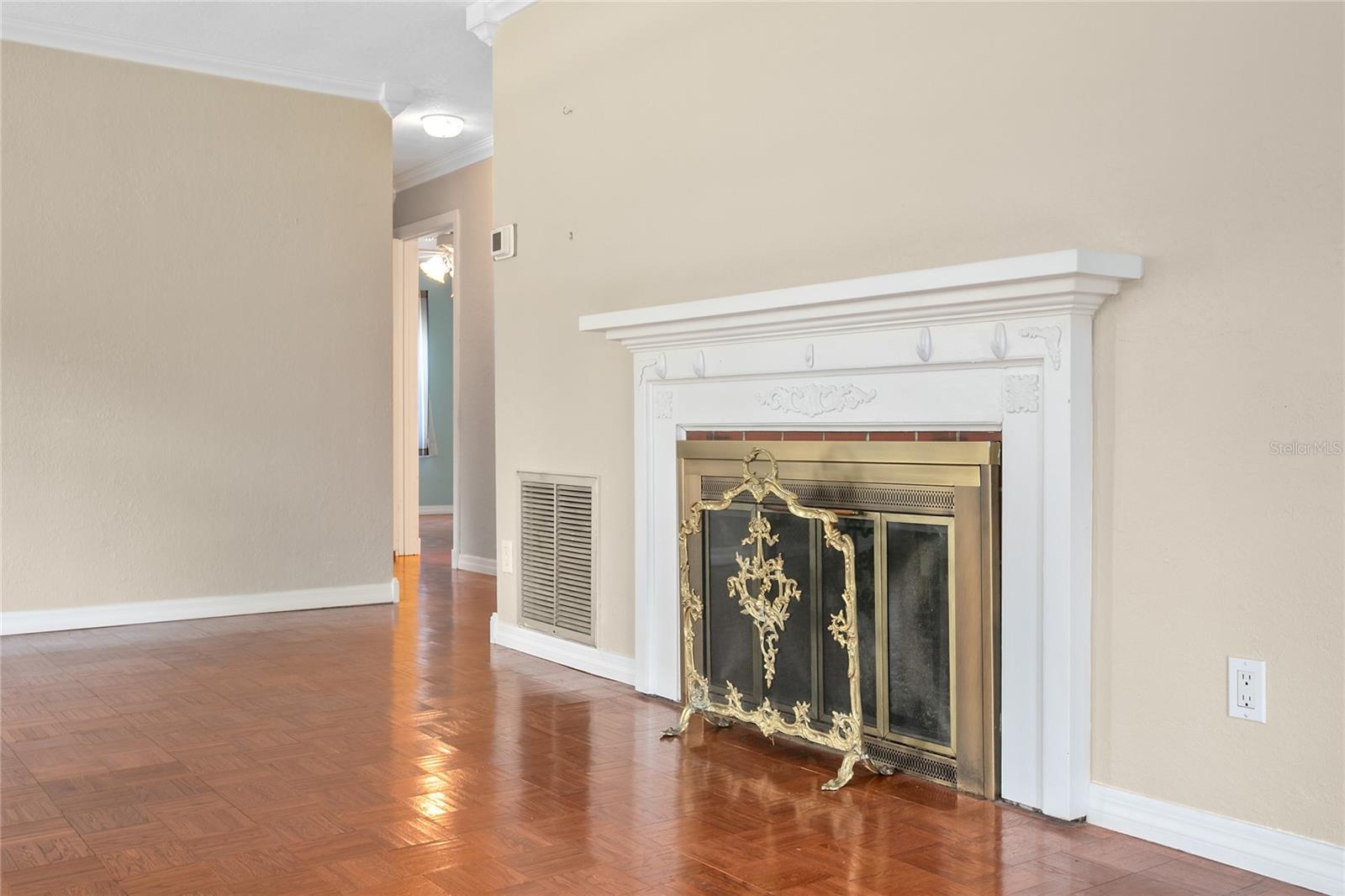 Image 7 of 46 For 1930 Trinidad Street